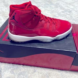Air Jordan 11 Retro Win Like 96
